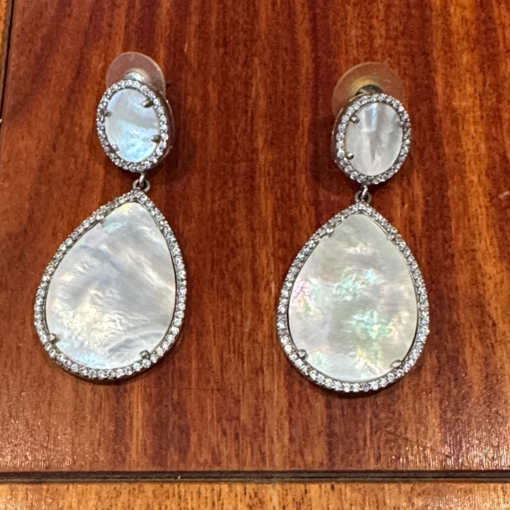 Mother of pearl/ CZ teardrop Earrings